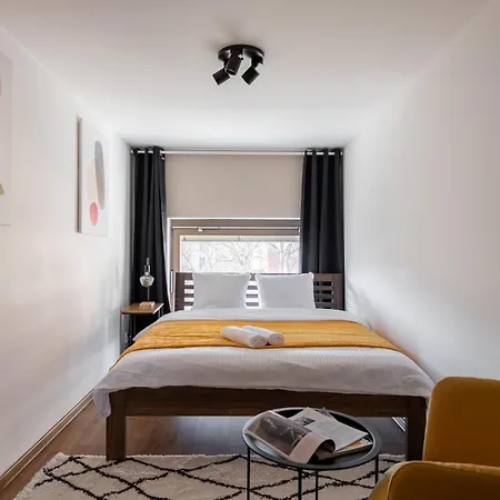 Deluxe With Balcony Near Center Apartman Prága