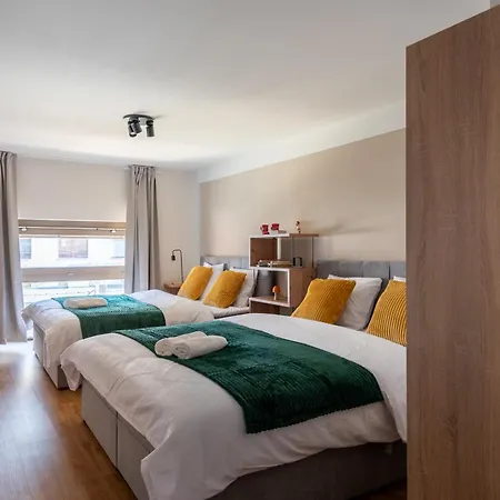 Deluxe Near Center Apartment Prague