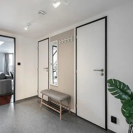Apartment Deluxe Near Center Prague