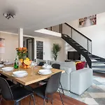 Apartment Deluxe Near Center